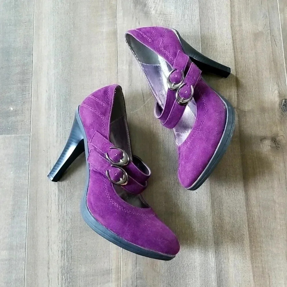 Perfecto Purple Suede Heels Marie Jane Pump Size 8